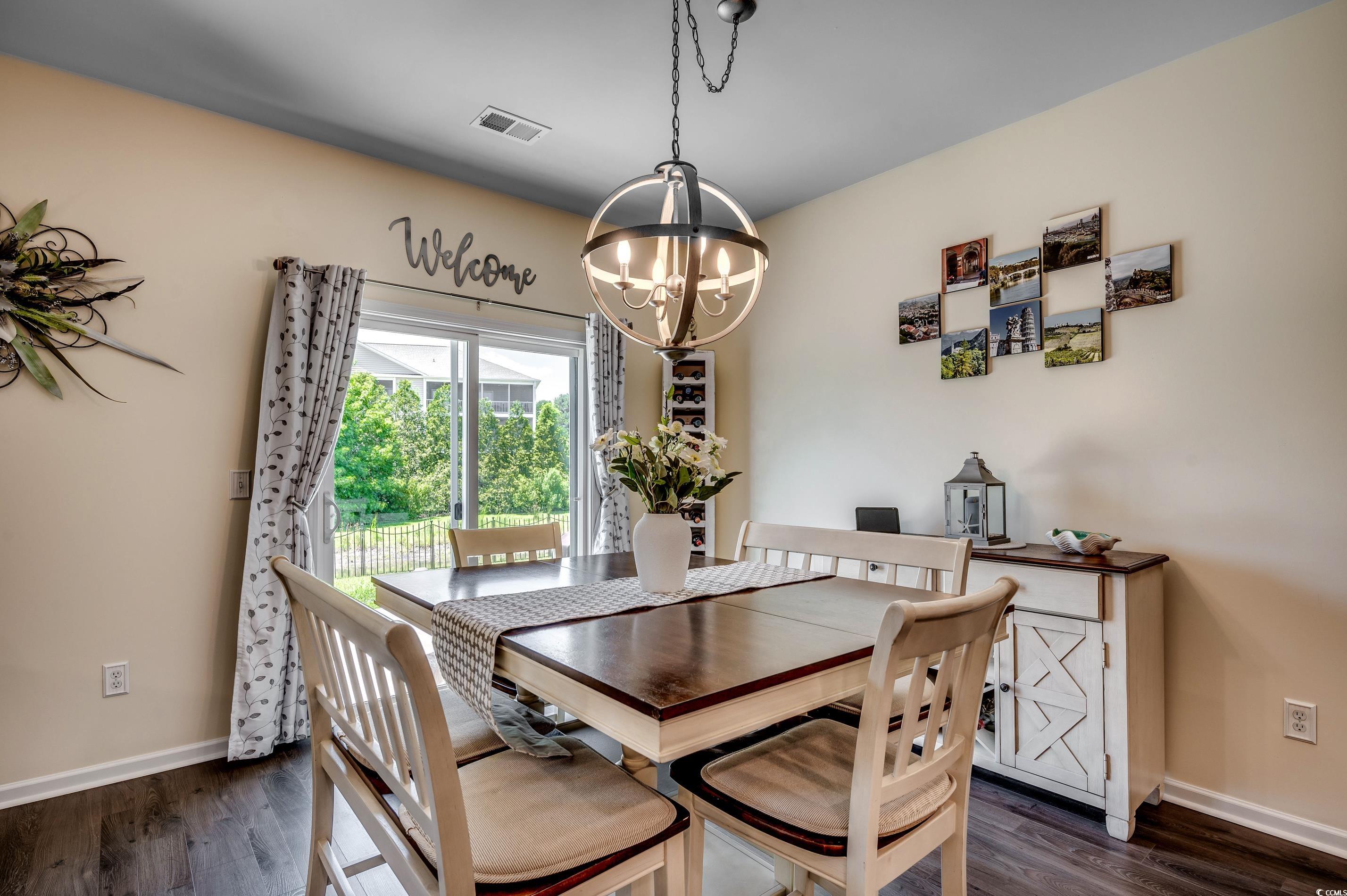 219 S Reindeer Rd.
