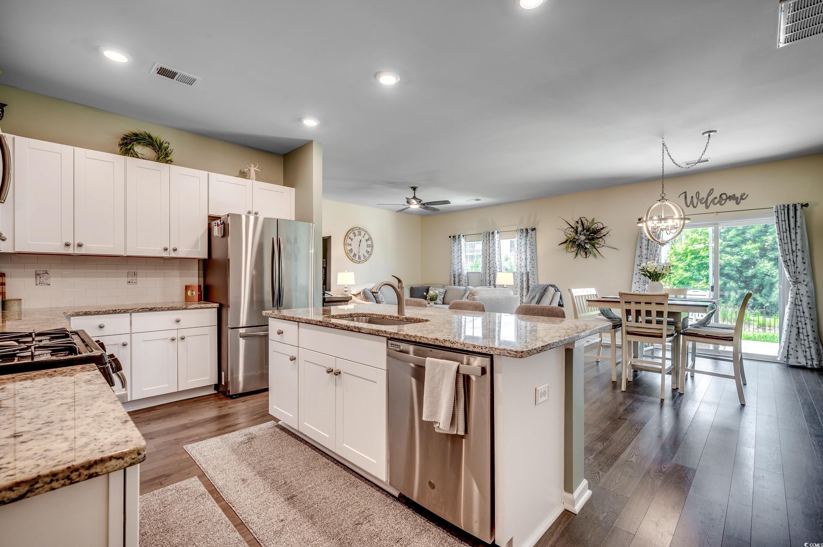 219 S Reindeer Rd.