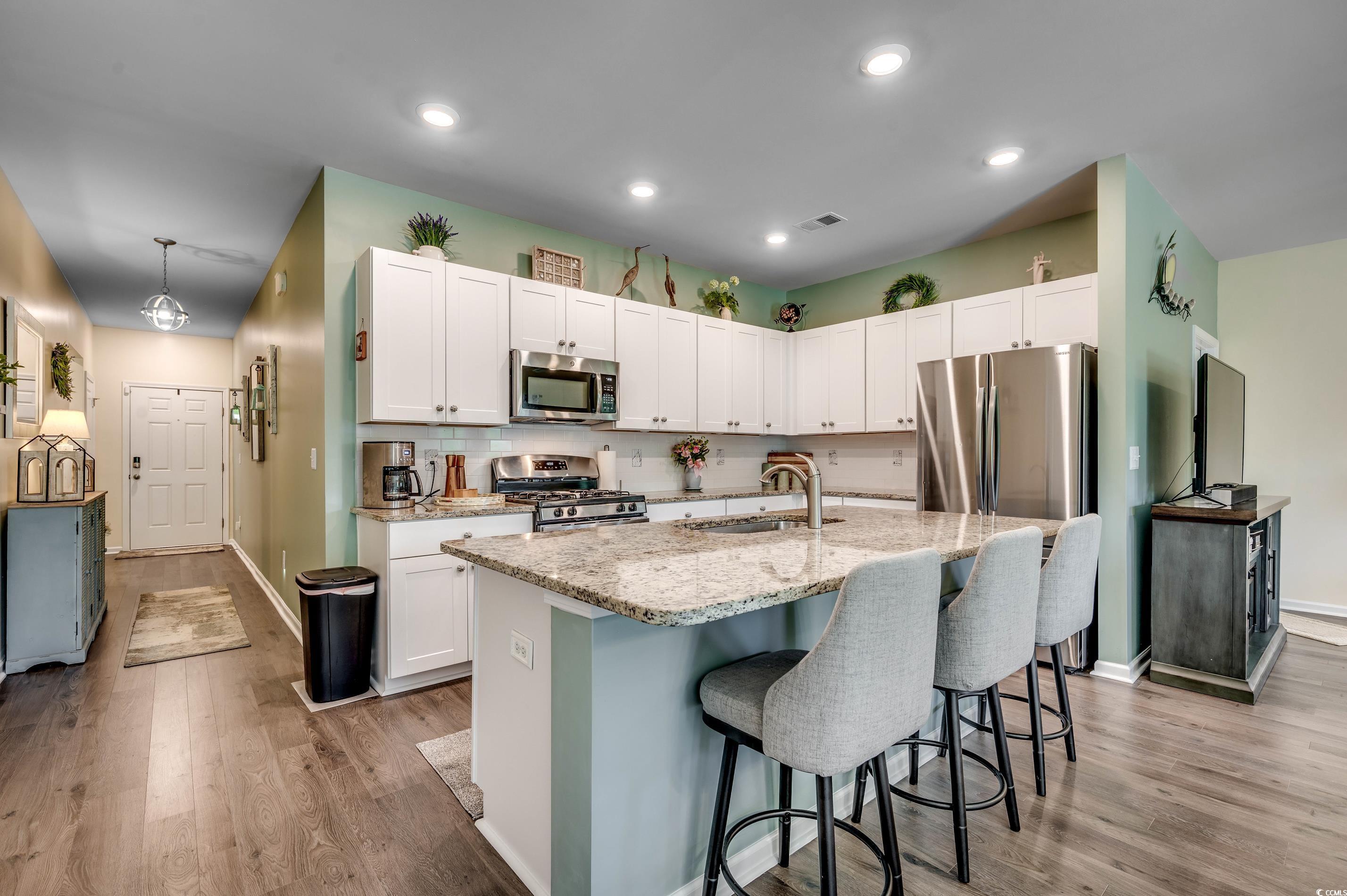 219 S Reindeer Rd.