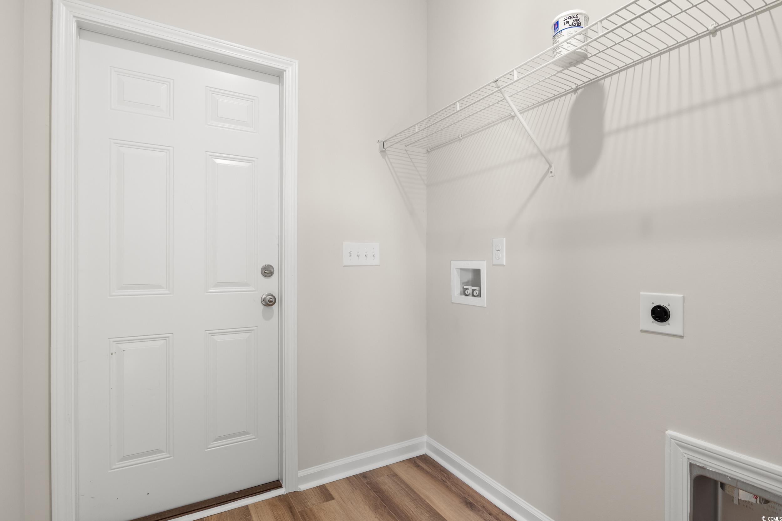343 Hayloft Circle