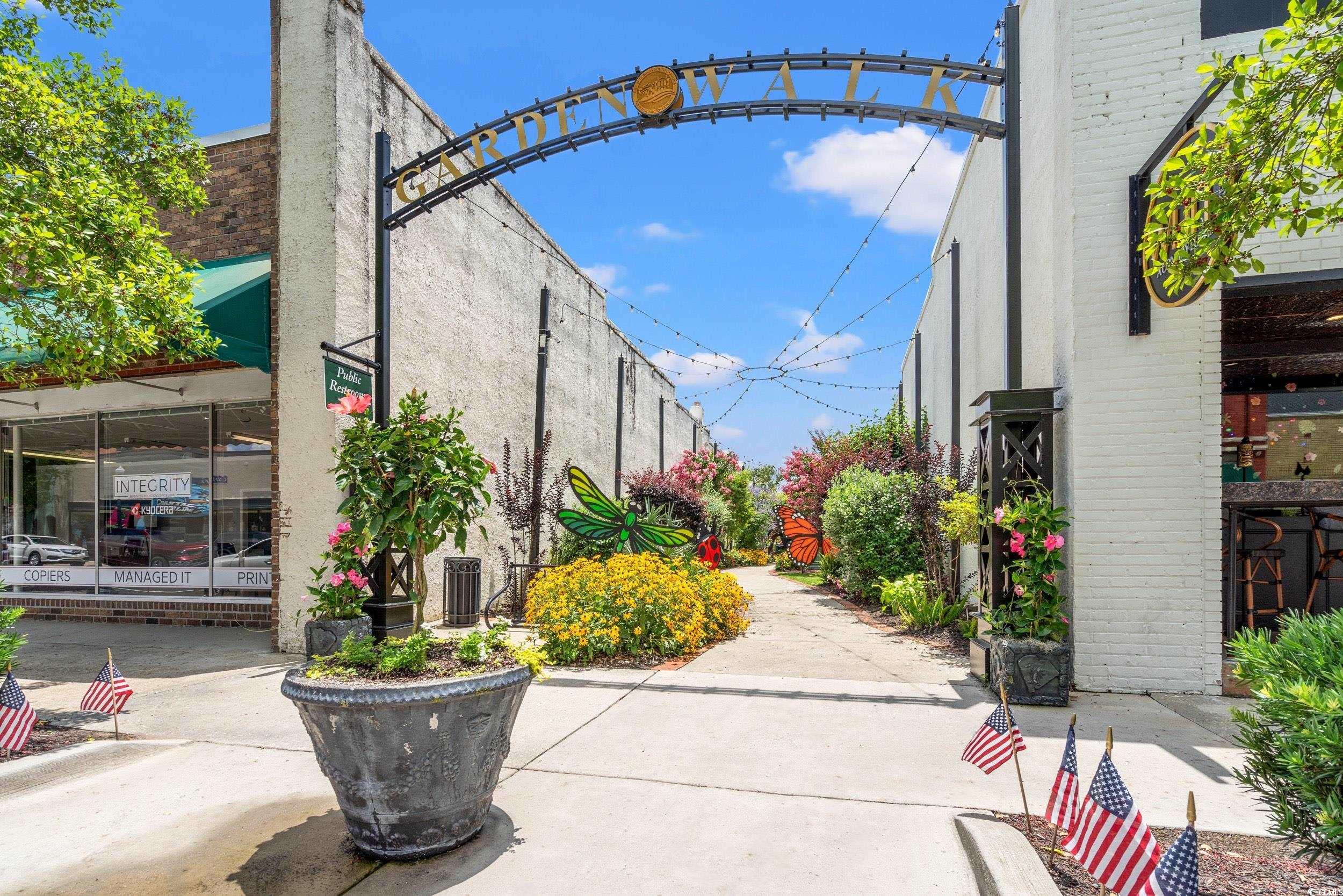 343 Hayloft Circle