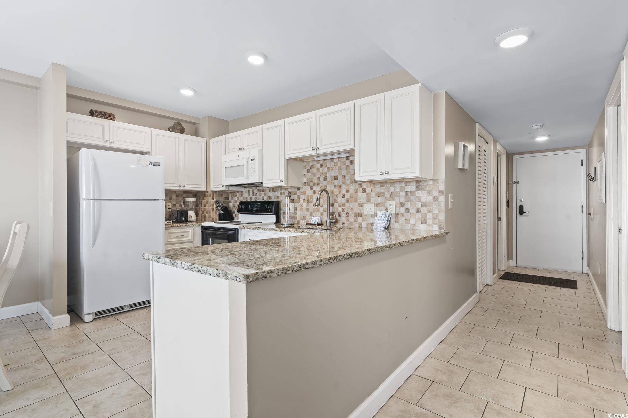 5905 S Kings Hwy. Unit: 318B