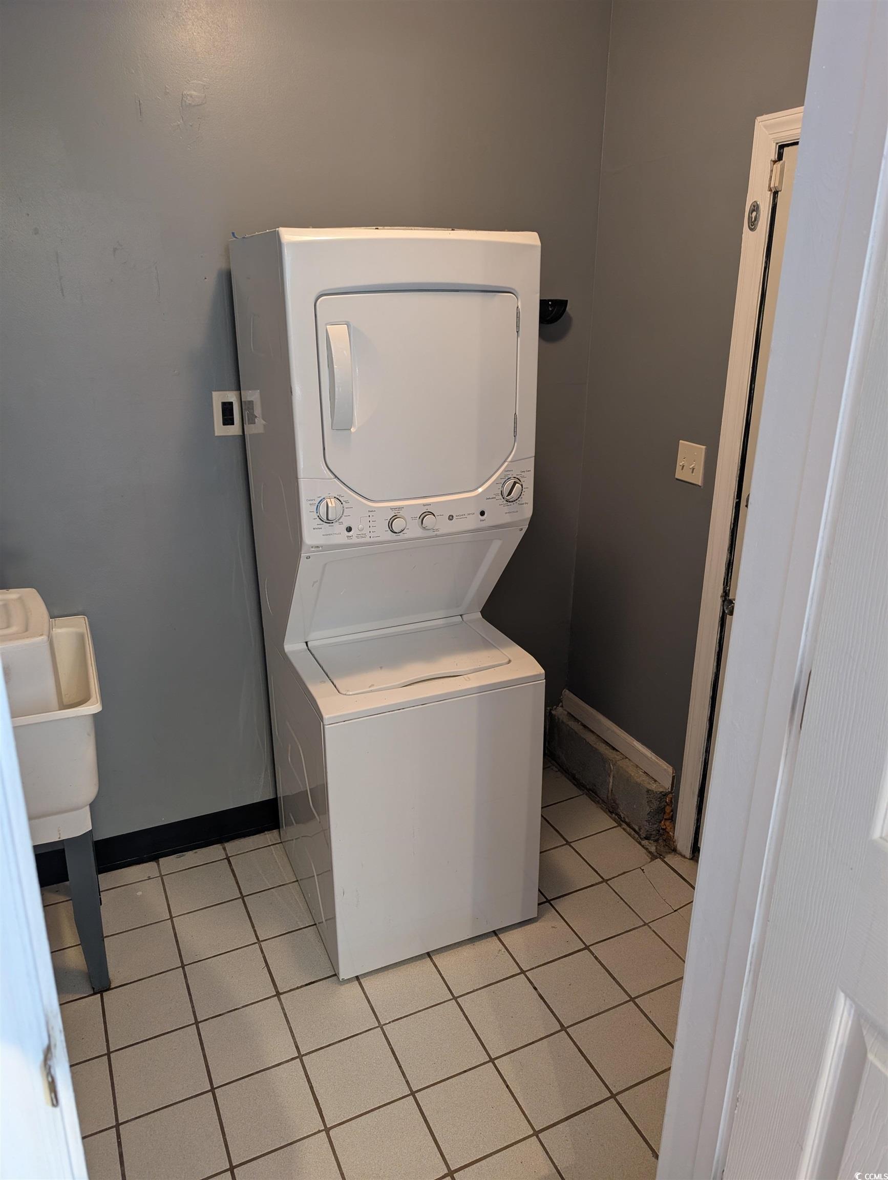302 St. Andrews Ln.