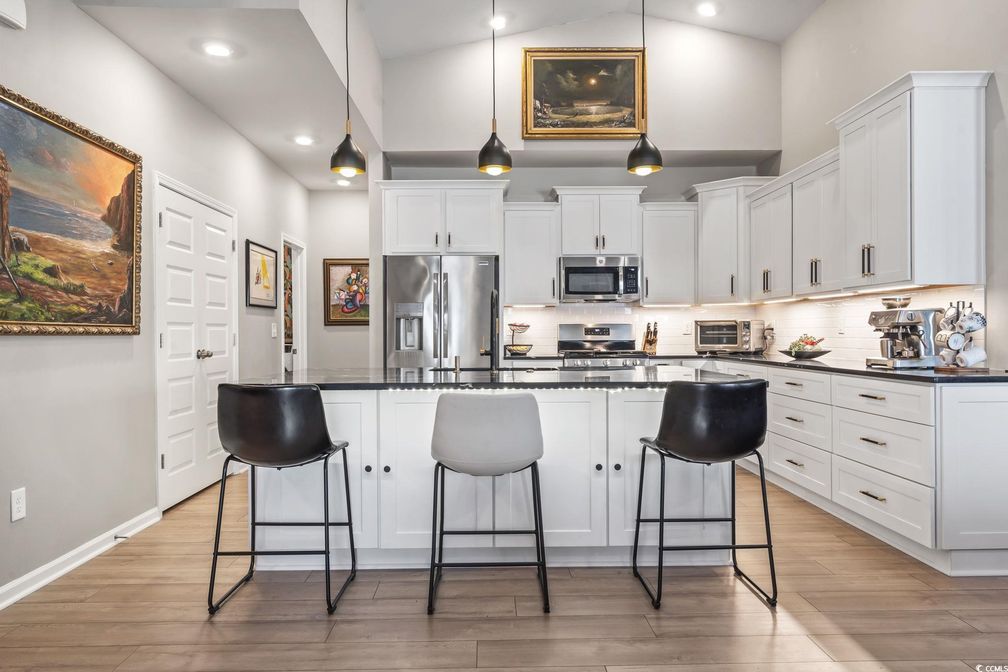 122 New Paradise Way