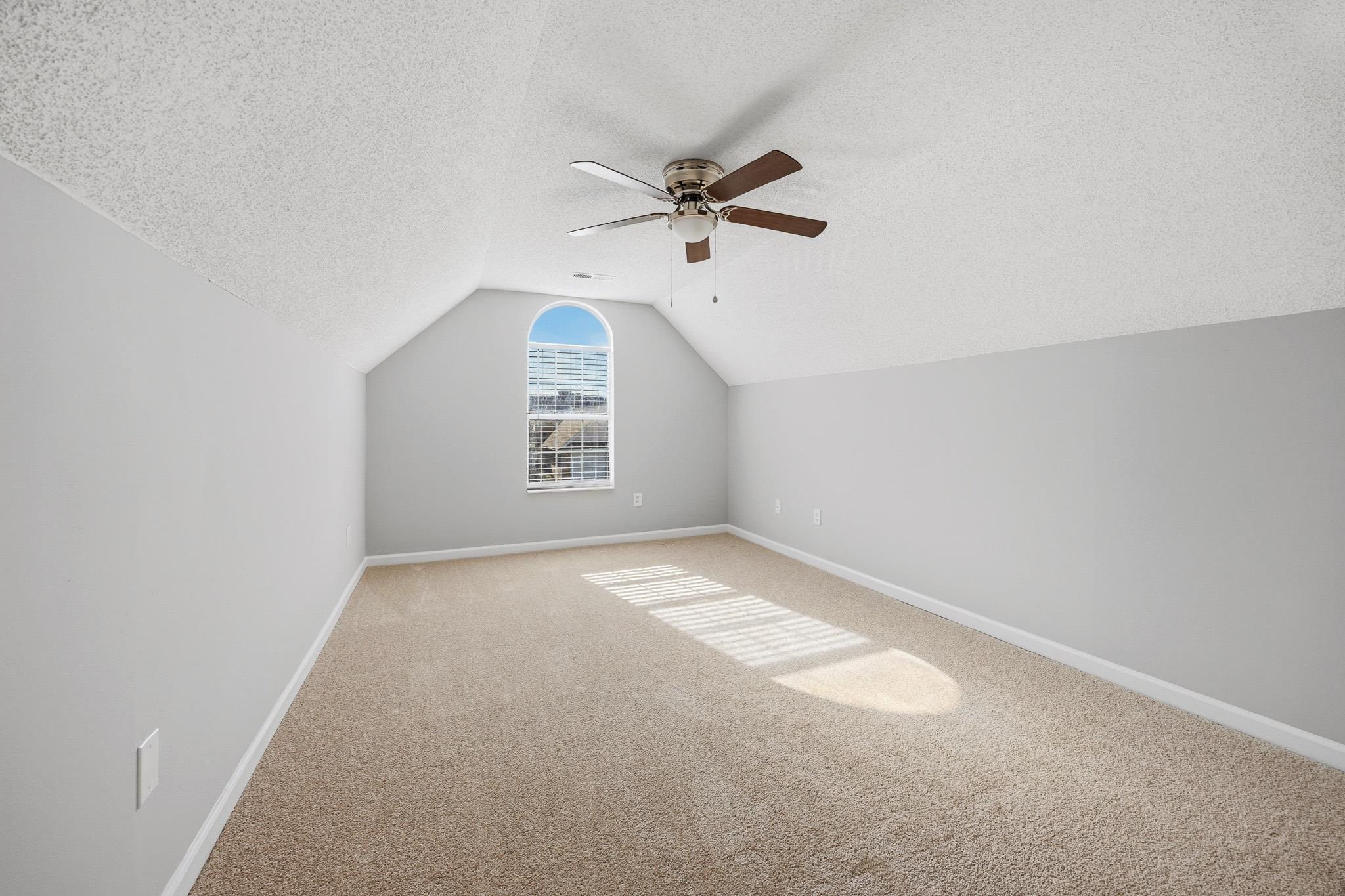 1537 Southwood Dr.