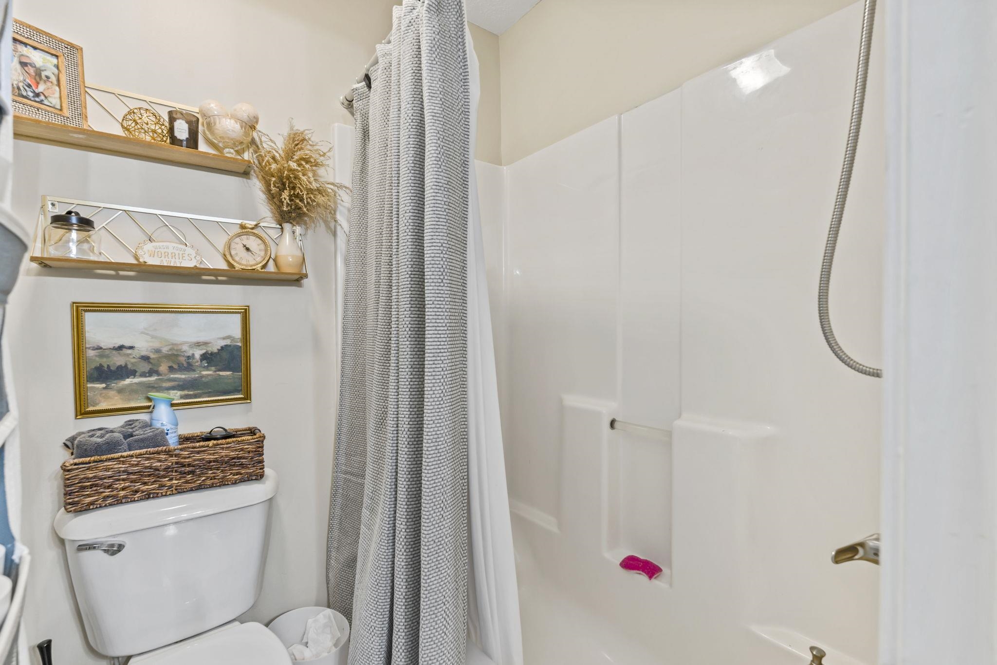 23 Pinehurst Ln. Unit: 1J