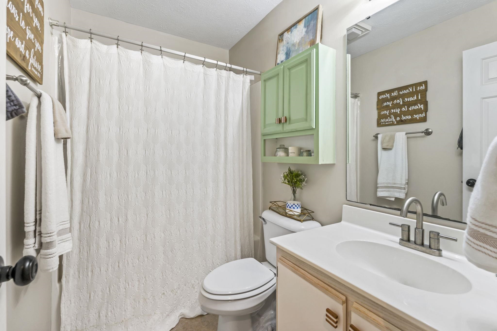 23 Pinehurst Ln. Unit: 1J