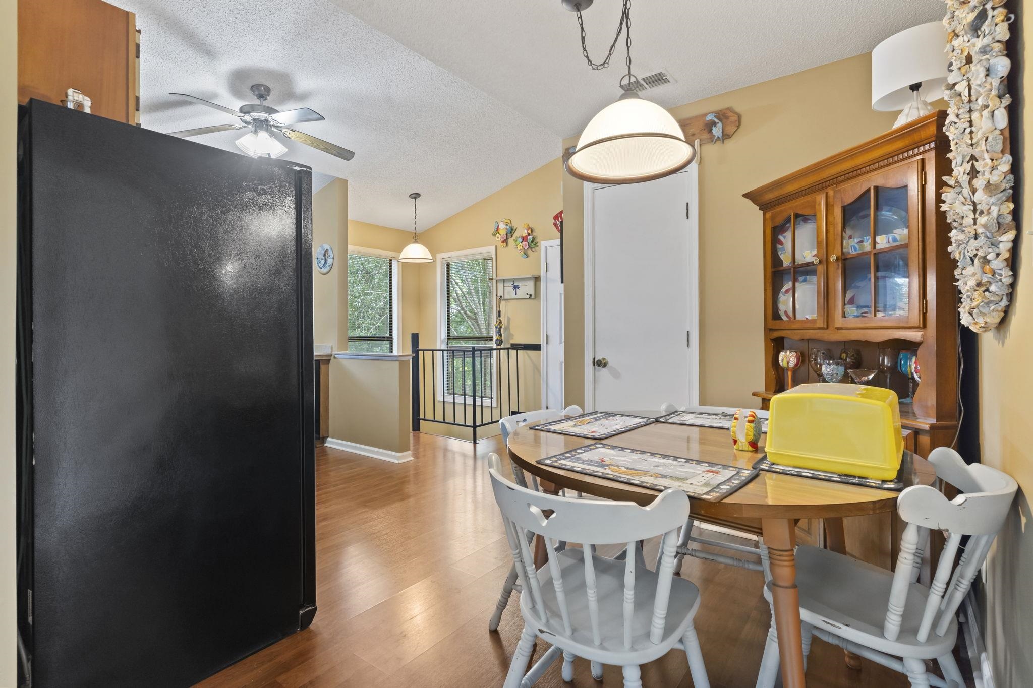 752 Tall Oaks Ct.