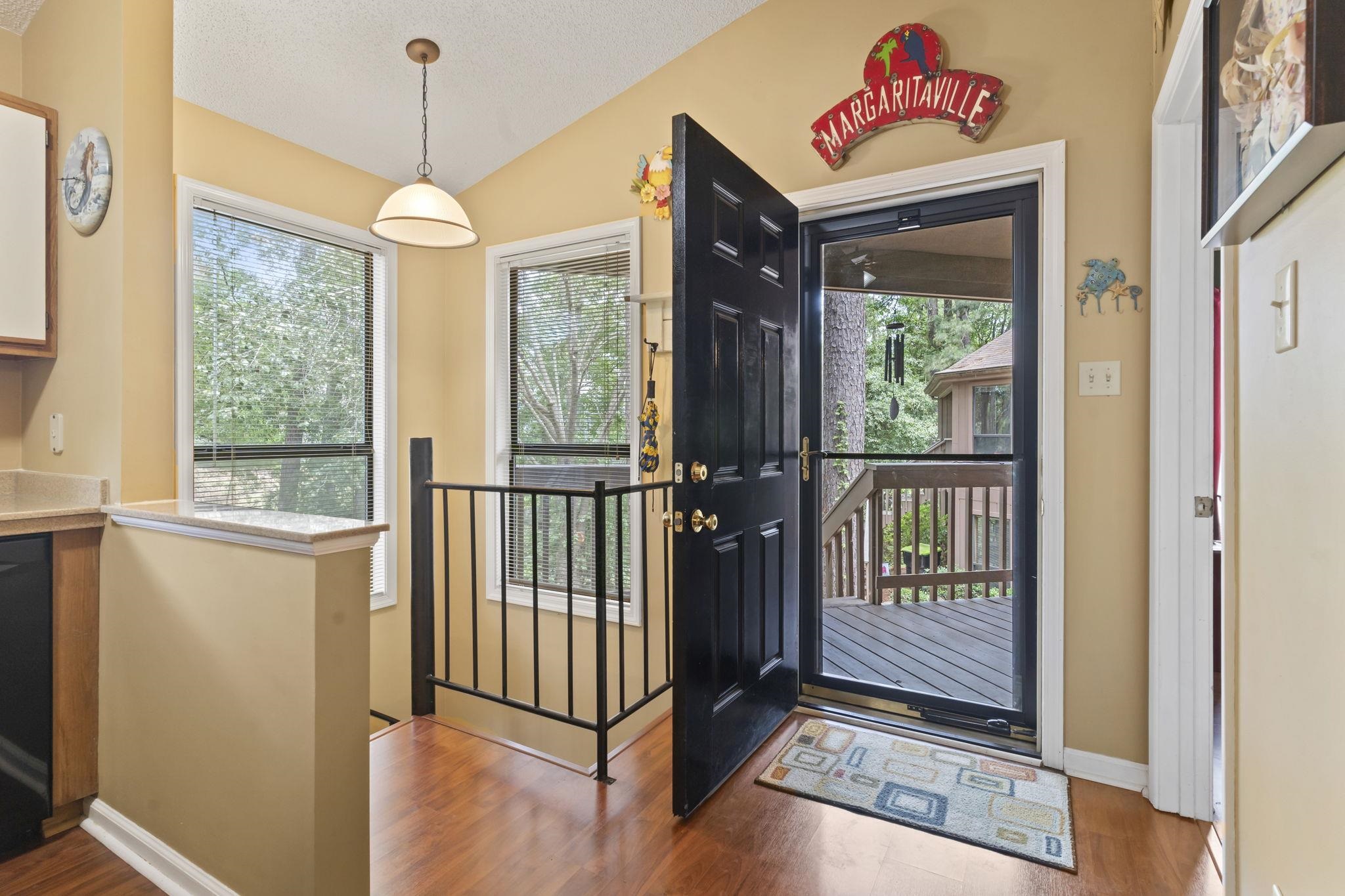 752 Tall Oaks Ct.