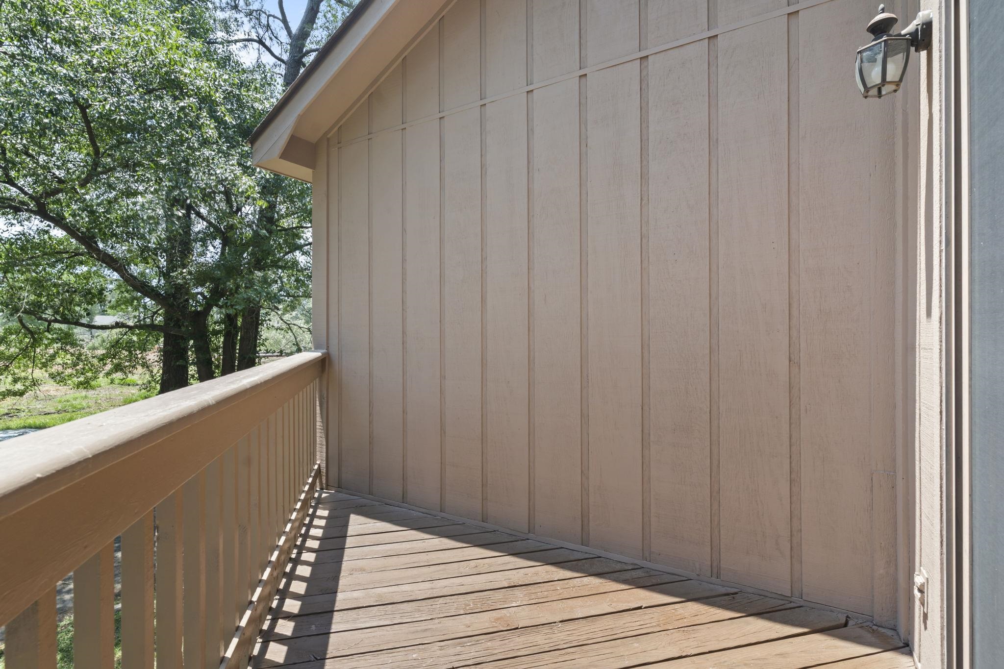 752 Tall Oaks Ct.