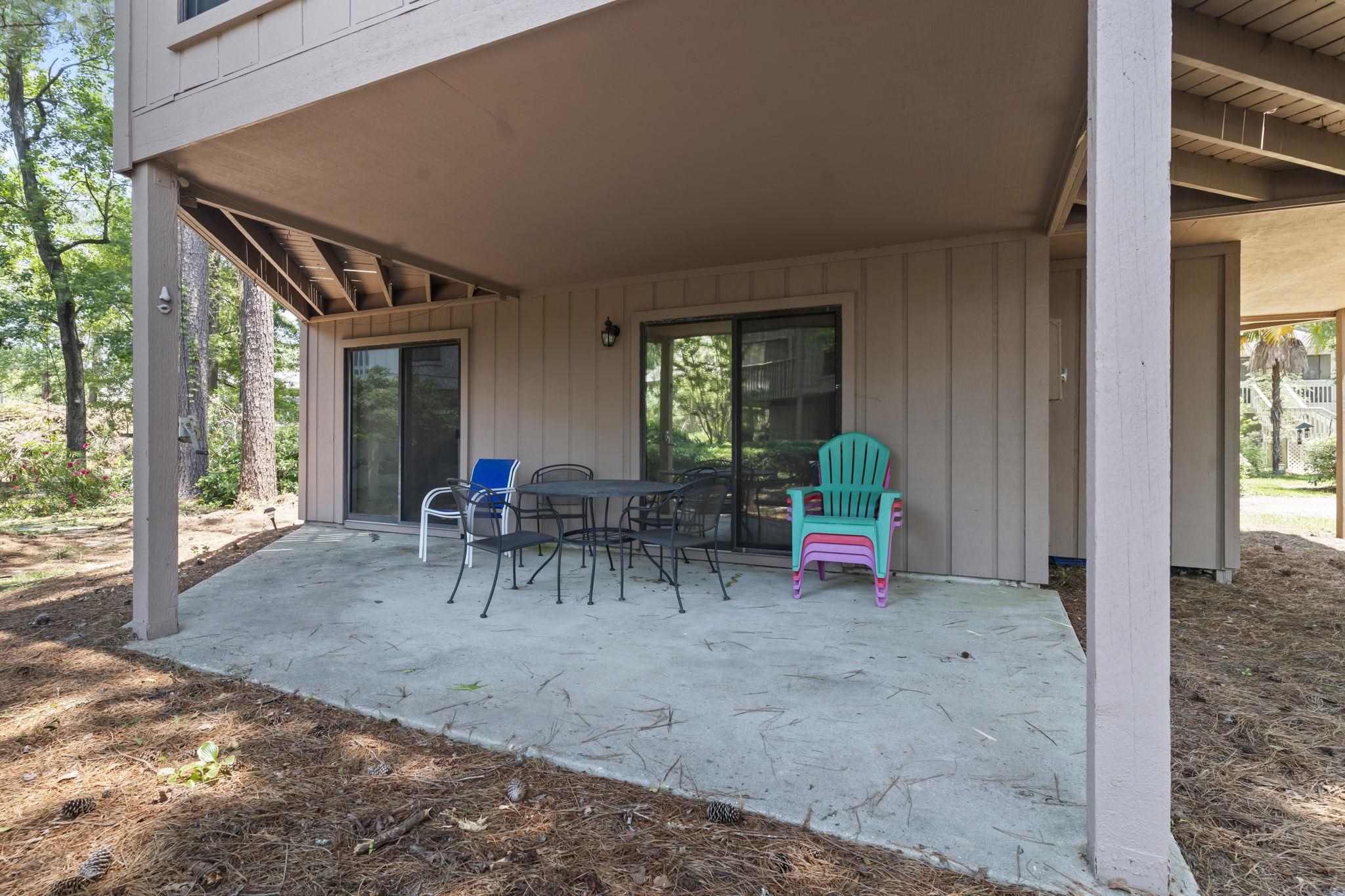 752 Tall Oaks Ct.