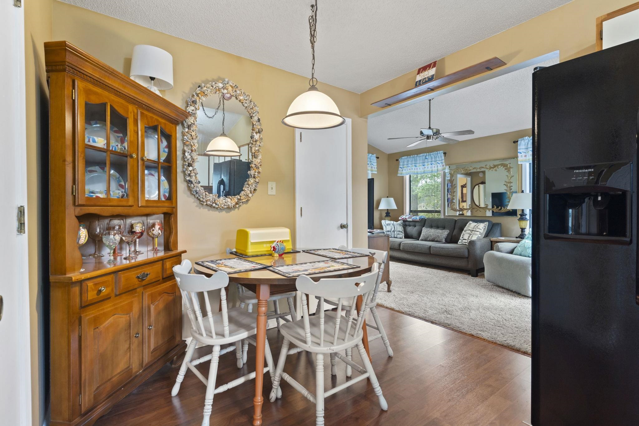 752 Tall Oaks Ct.