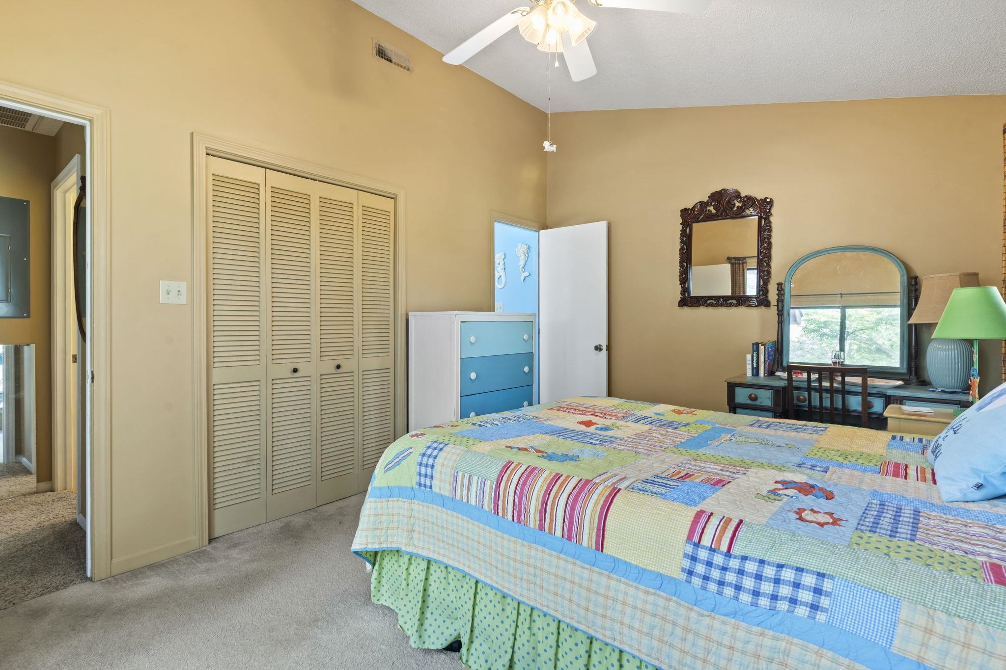 752 Tall Oaks Ct.