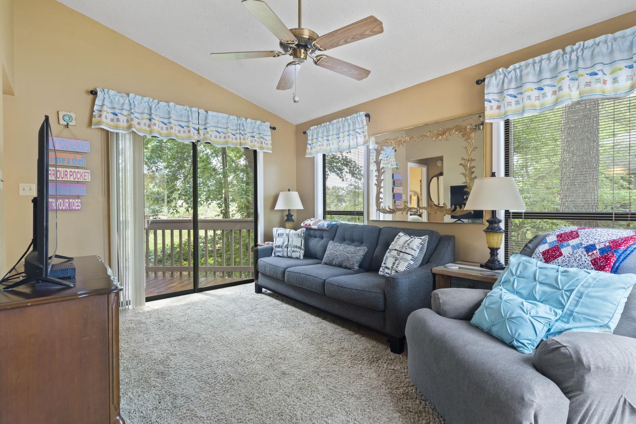 752 Tall Oaks Ct.