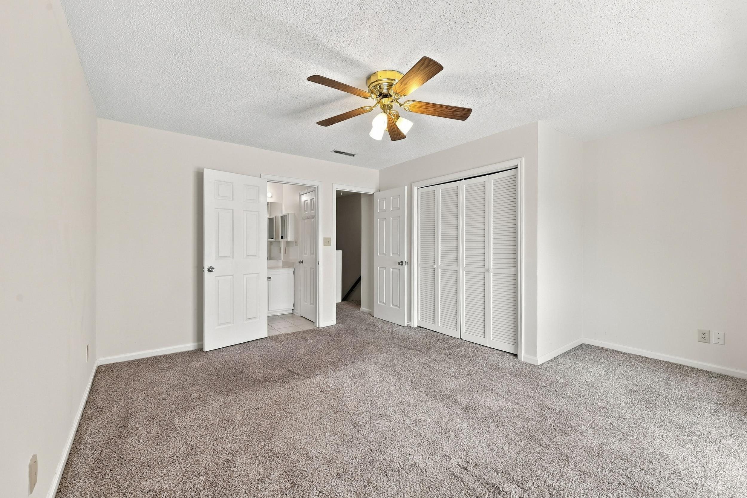 1810 Fairway Ridge Dr. Unit: 2A