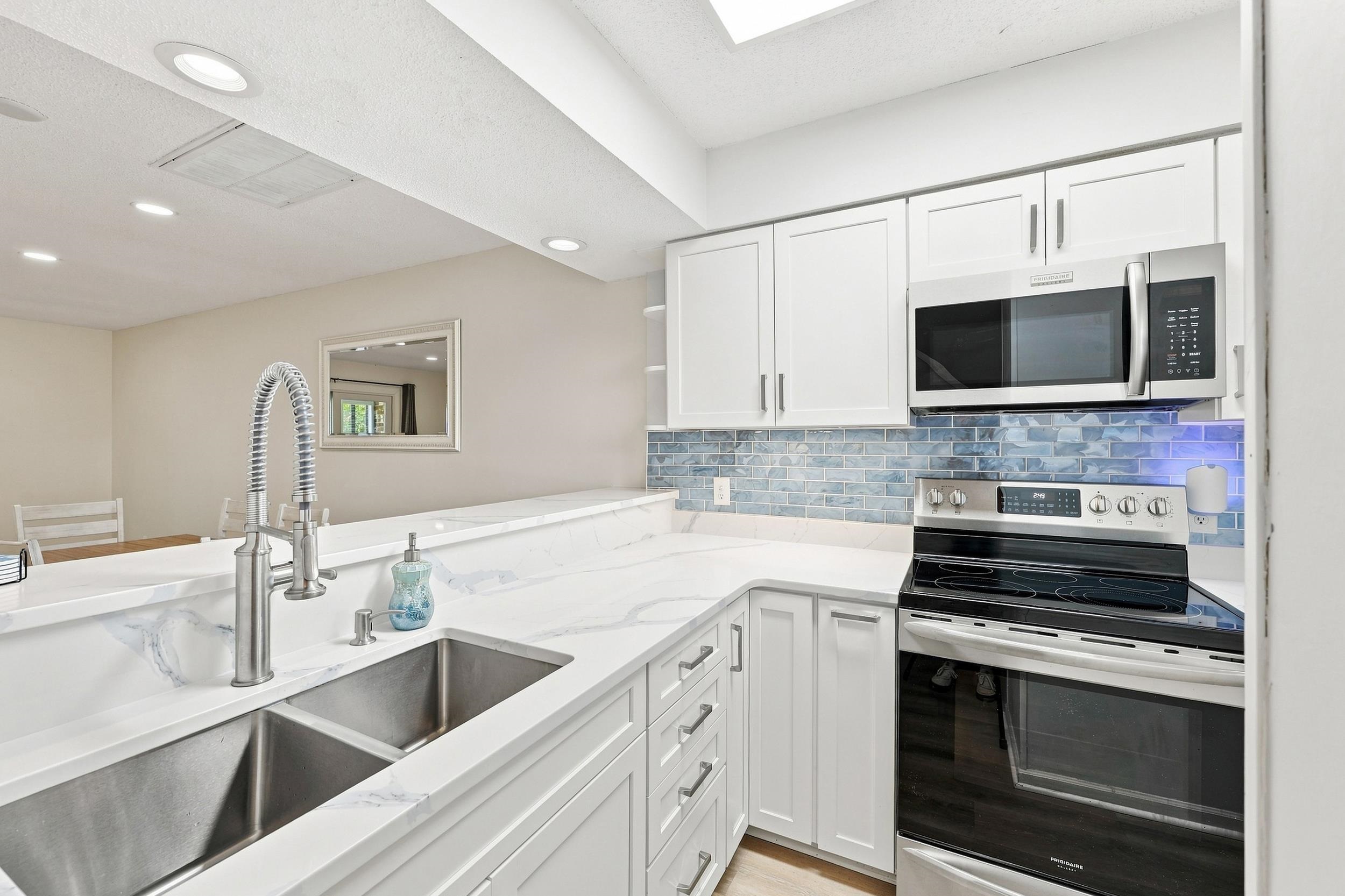 1810 Fairway Ridge Dr. Unit: 2A