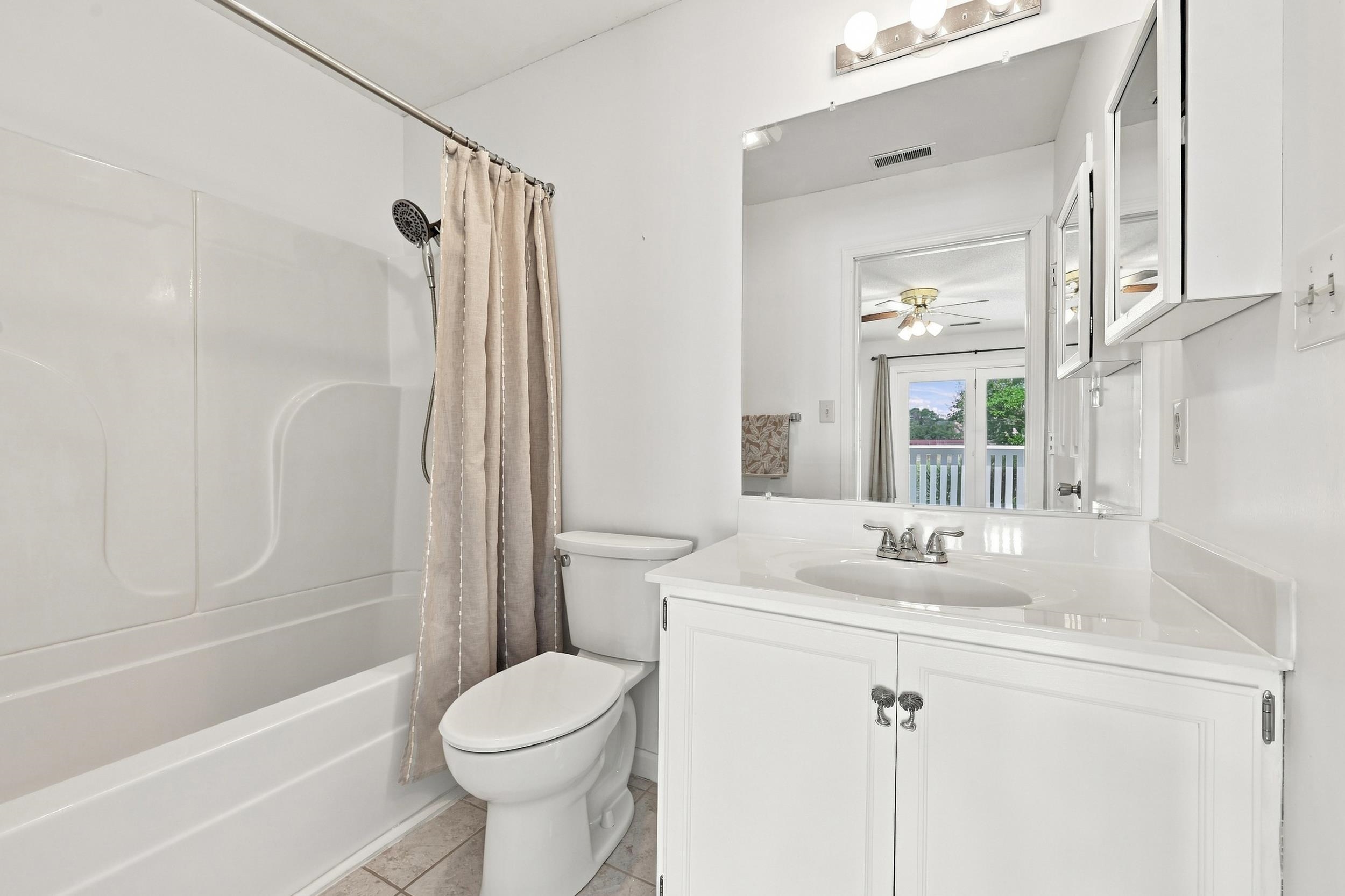 1810 Fairway Ridge Dr. Unit: 2A