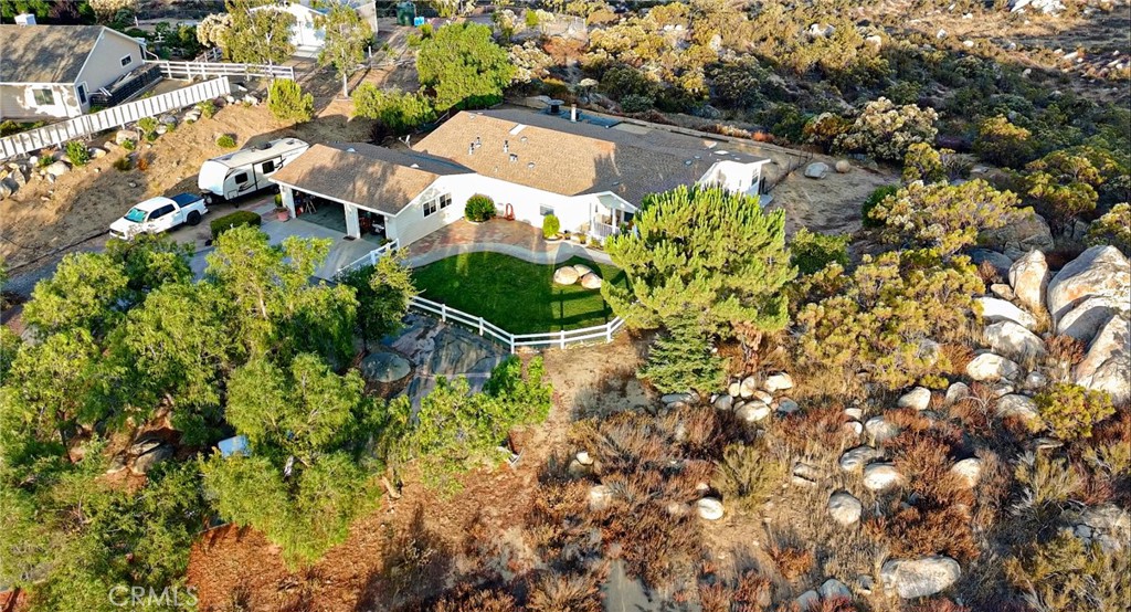 41001 Crazy Horse Canyon Road