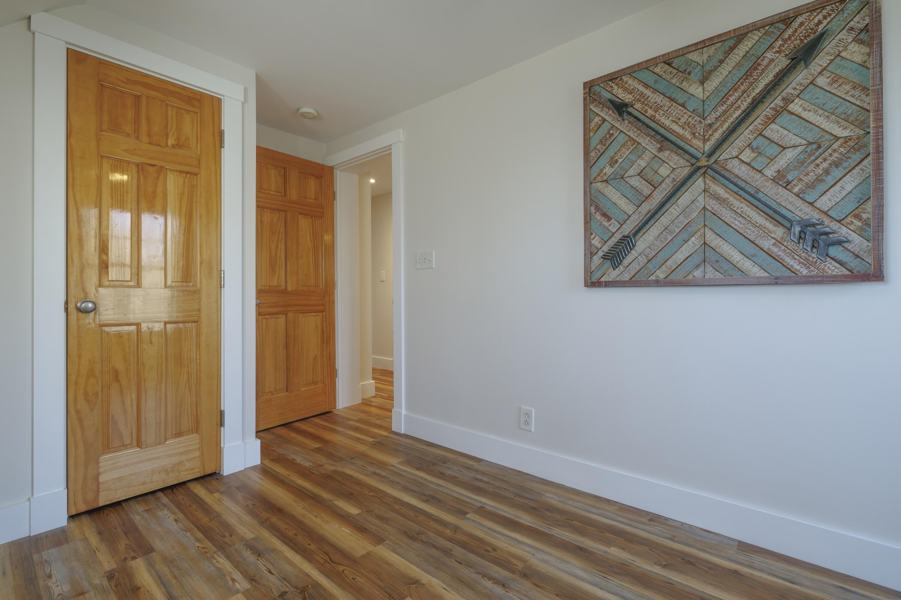 12 Lonely Oak Way