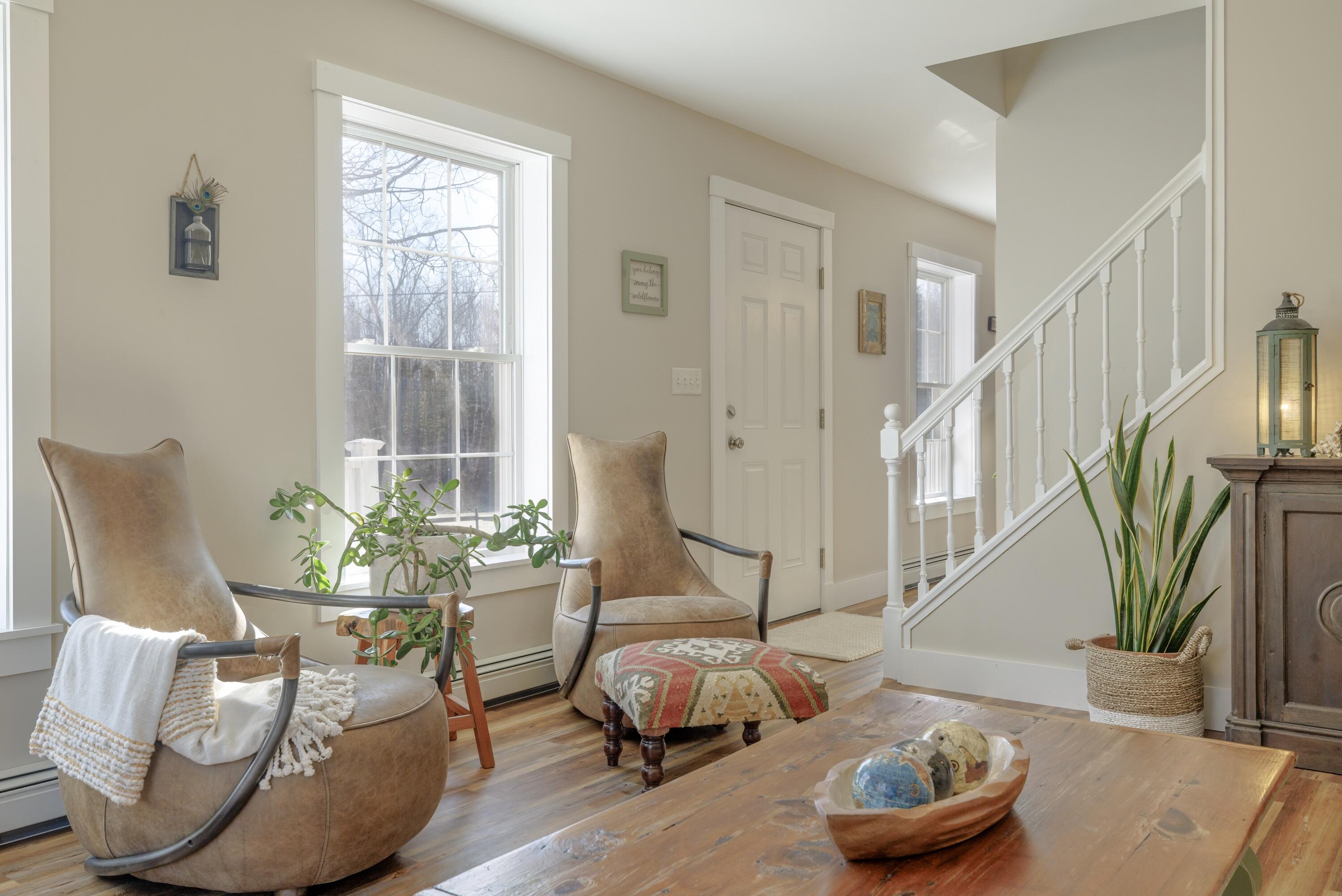 12 Lonely Oak Way