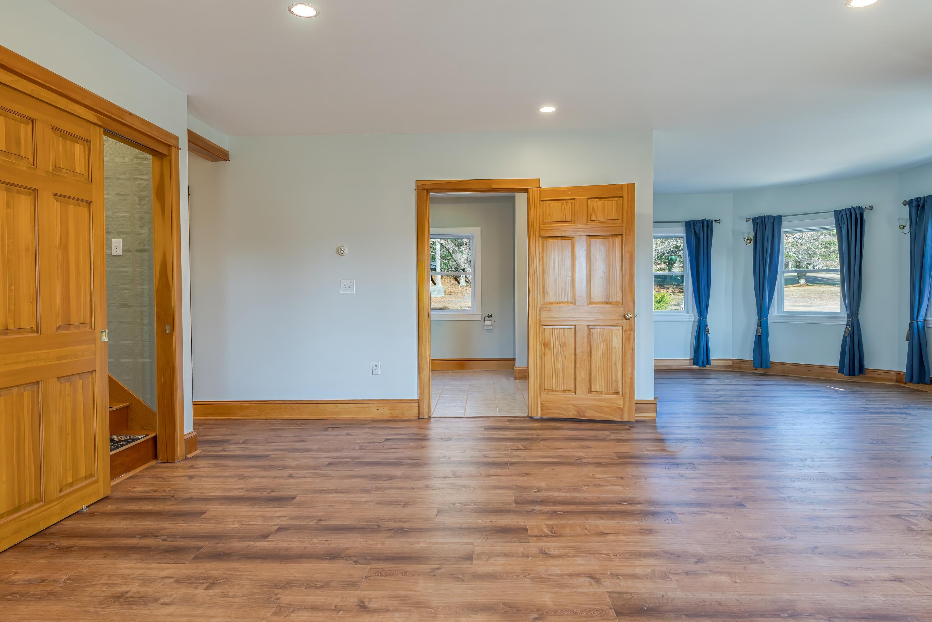 547 Mariaville Road