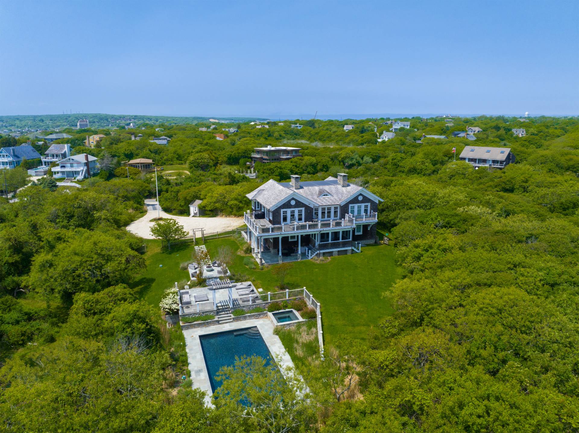 14 North Surfside Avenue