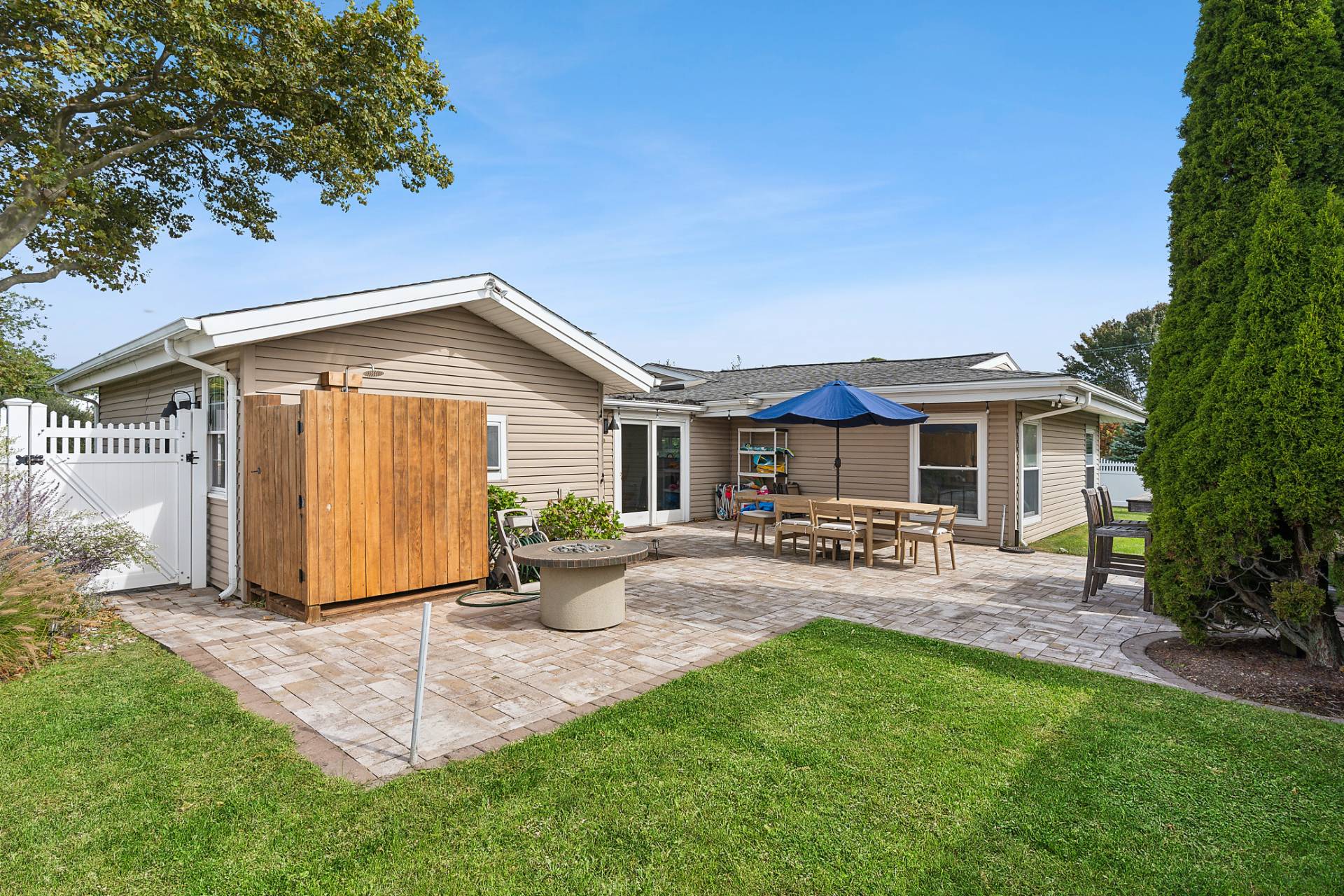 1 Shadbush Road