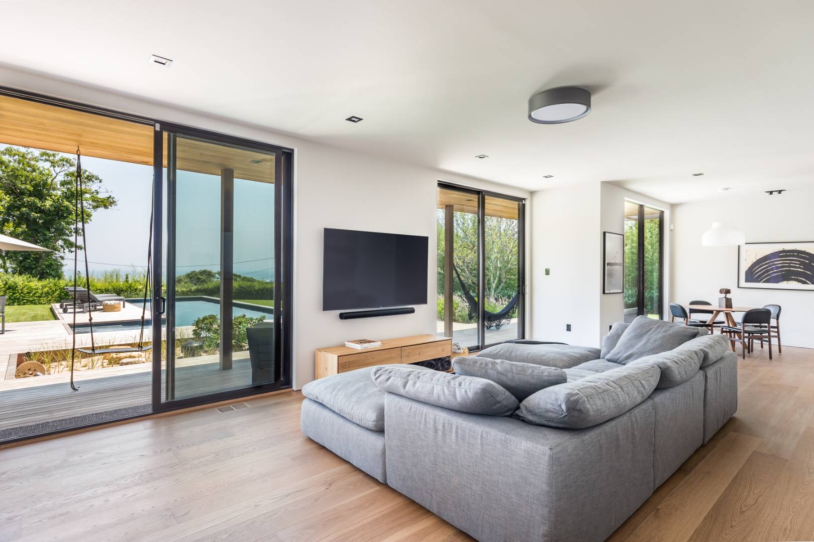 6 Tara Road