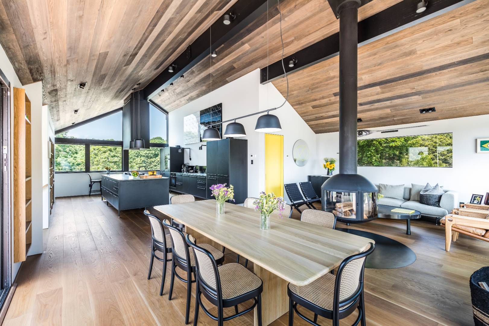 6 Tara Road