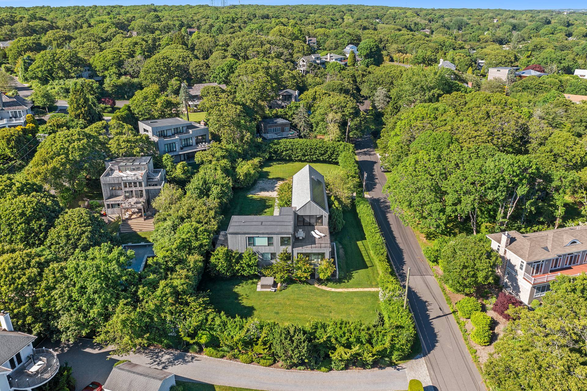 33 Taft Drive
