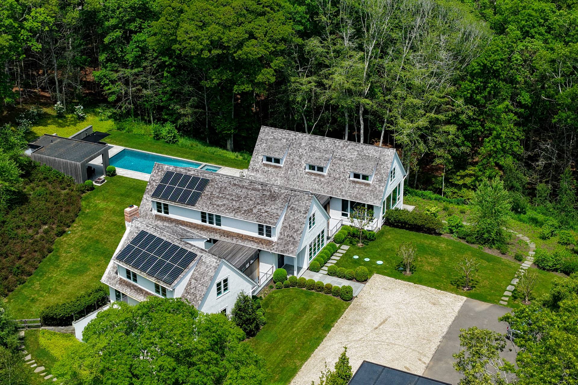 7 Ashwood Court