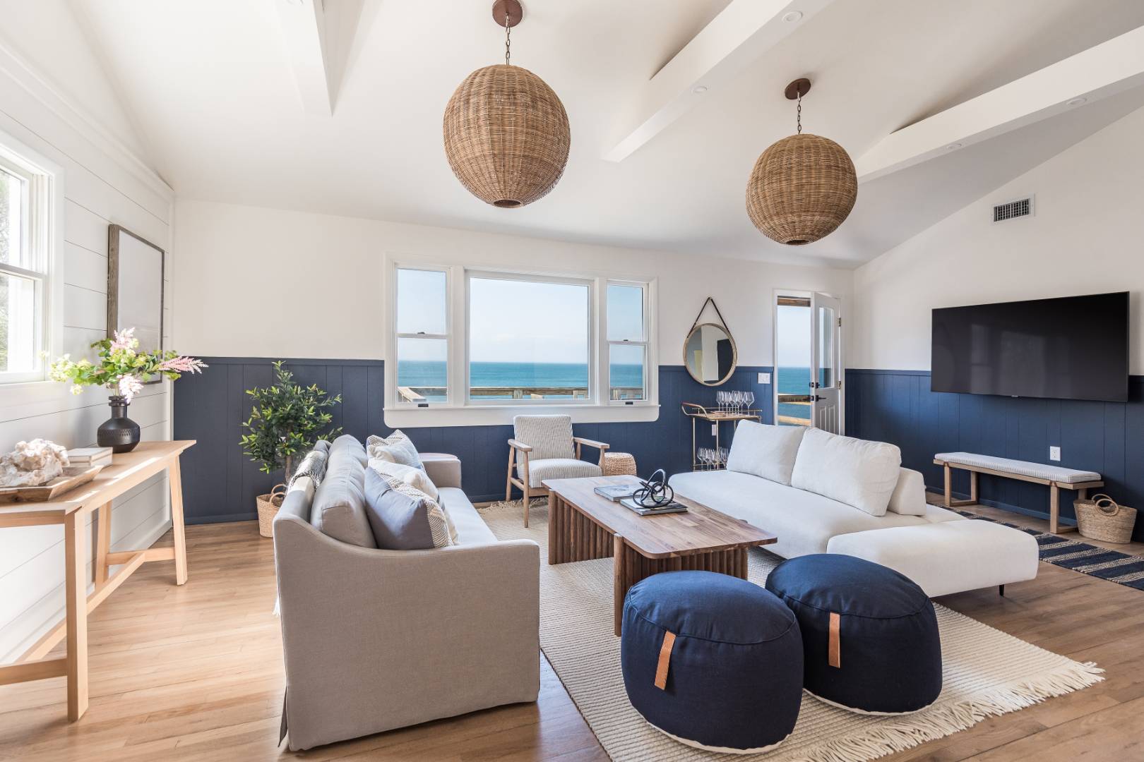140 Navy Road