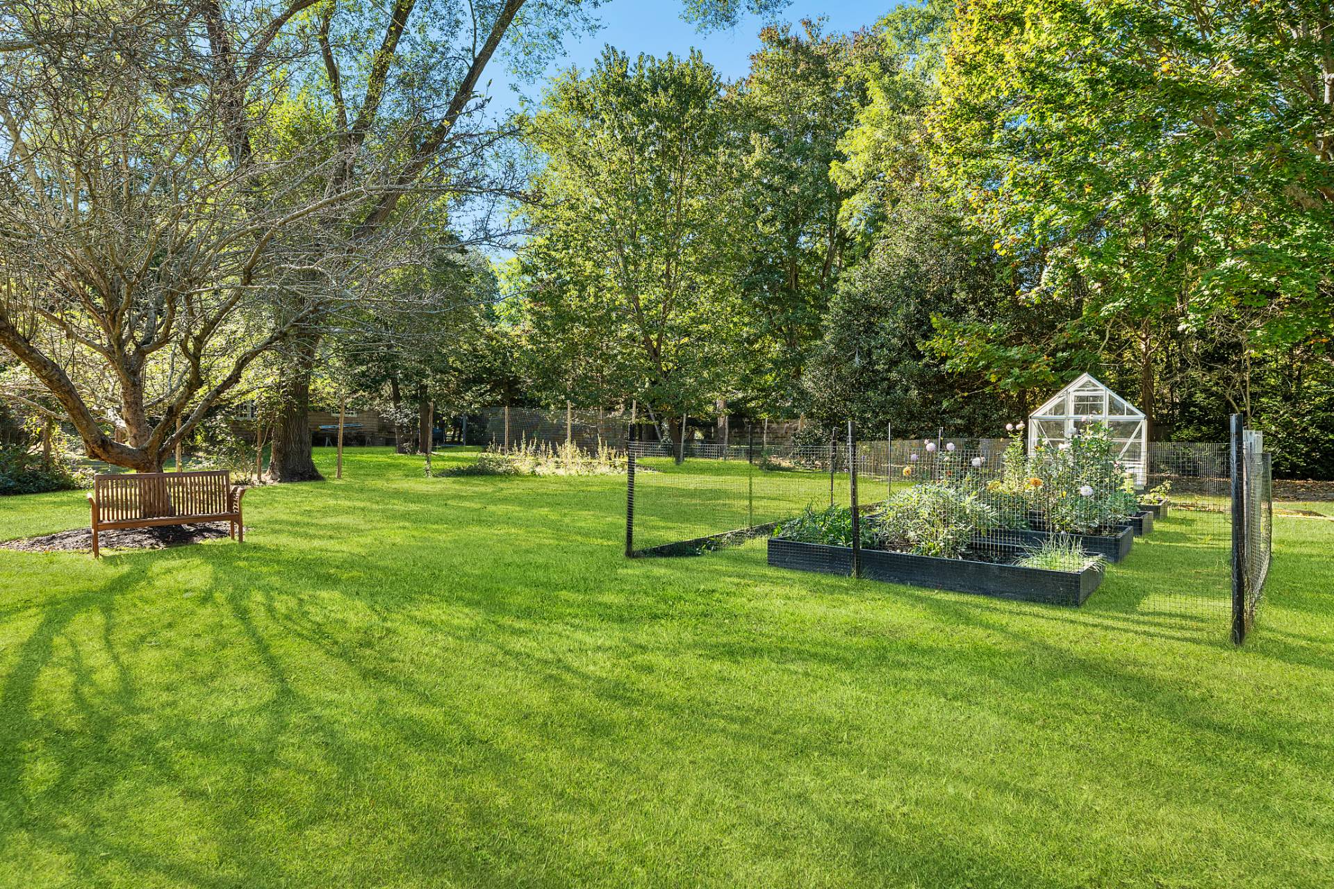 1214 Fireplace Road