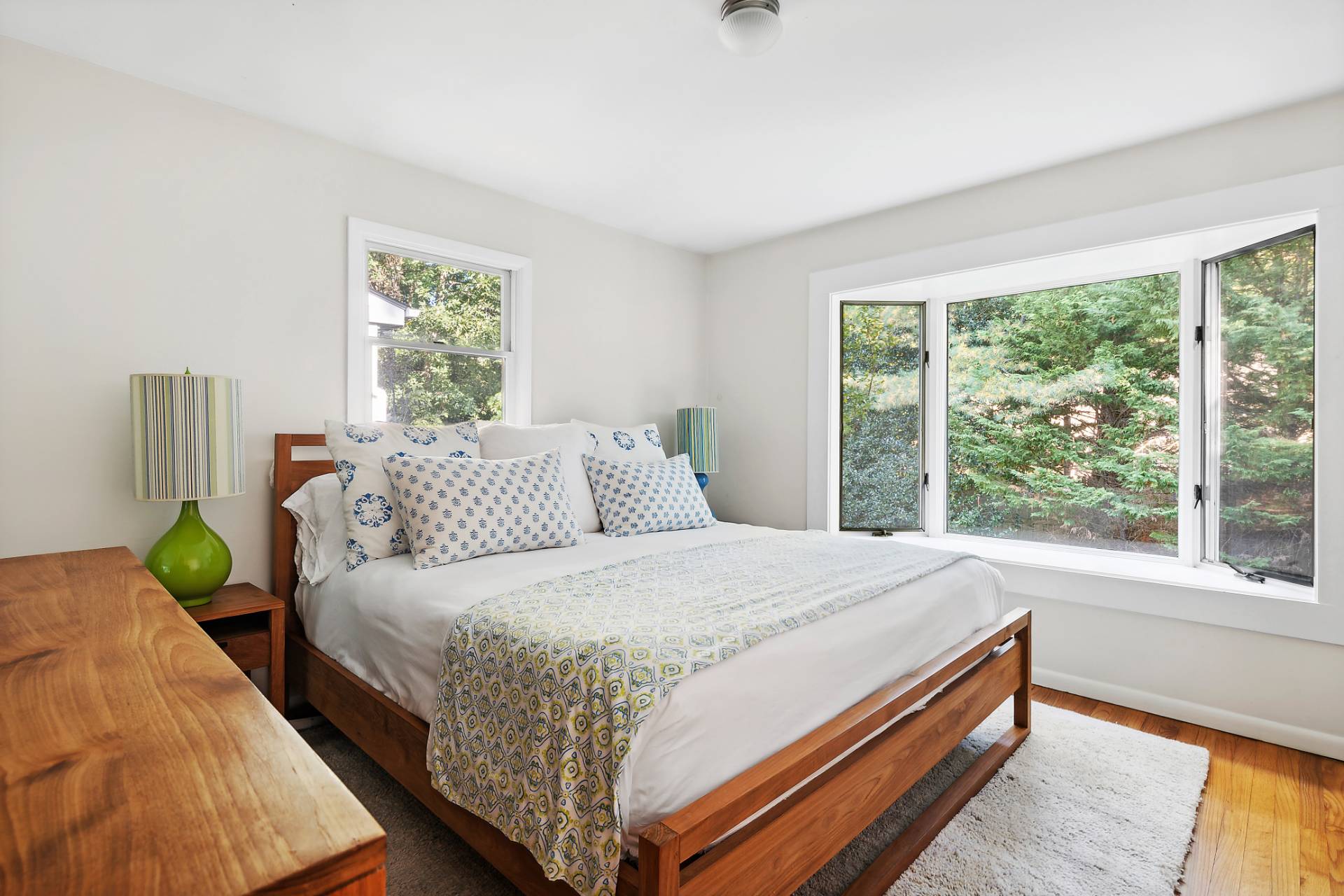 1214 Fireplace Road