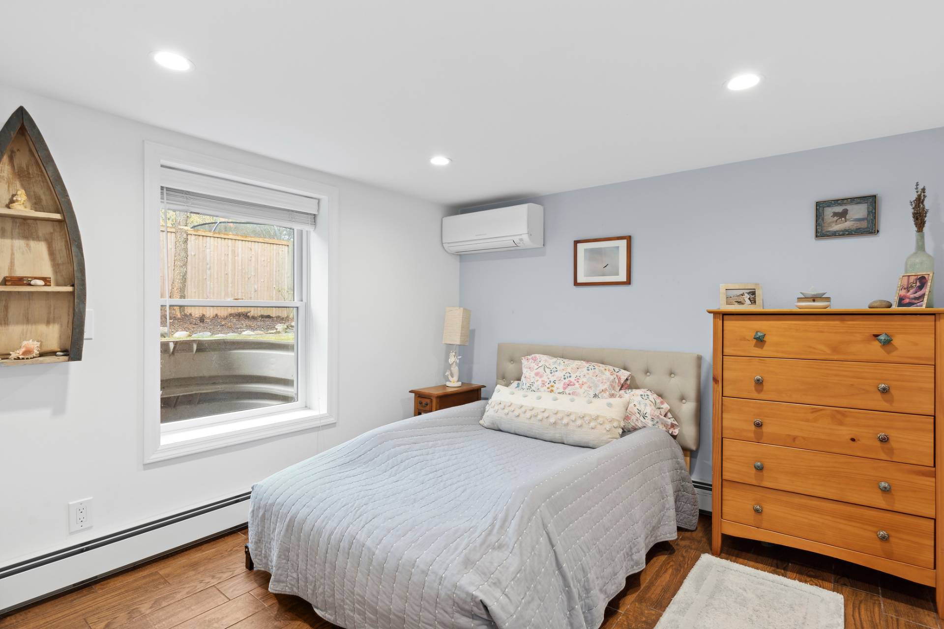12 Flagg Avenue