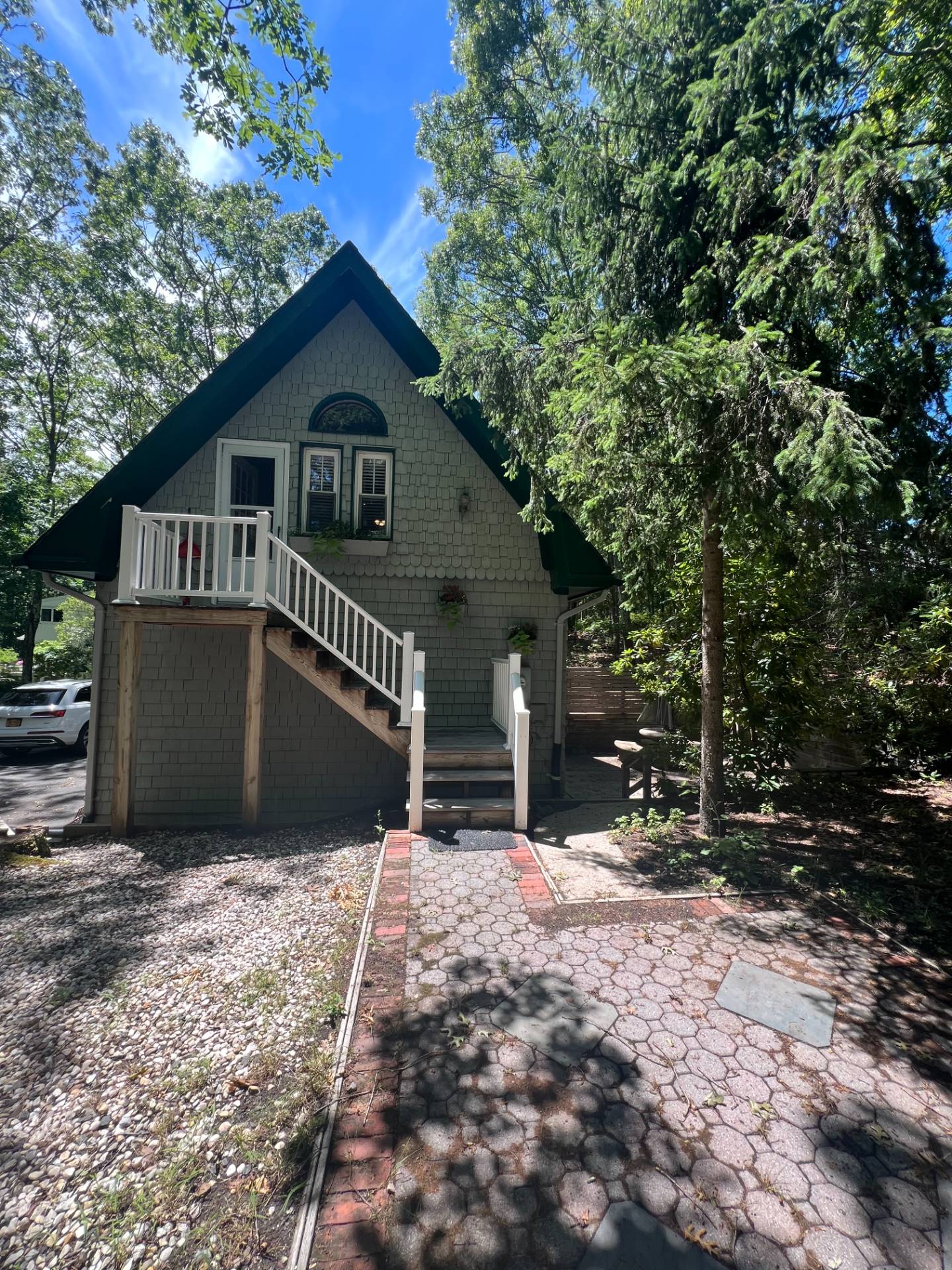 20 Deer Trail Road
