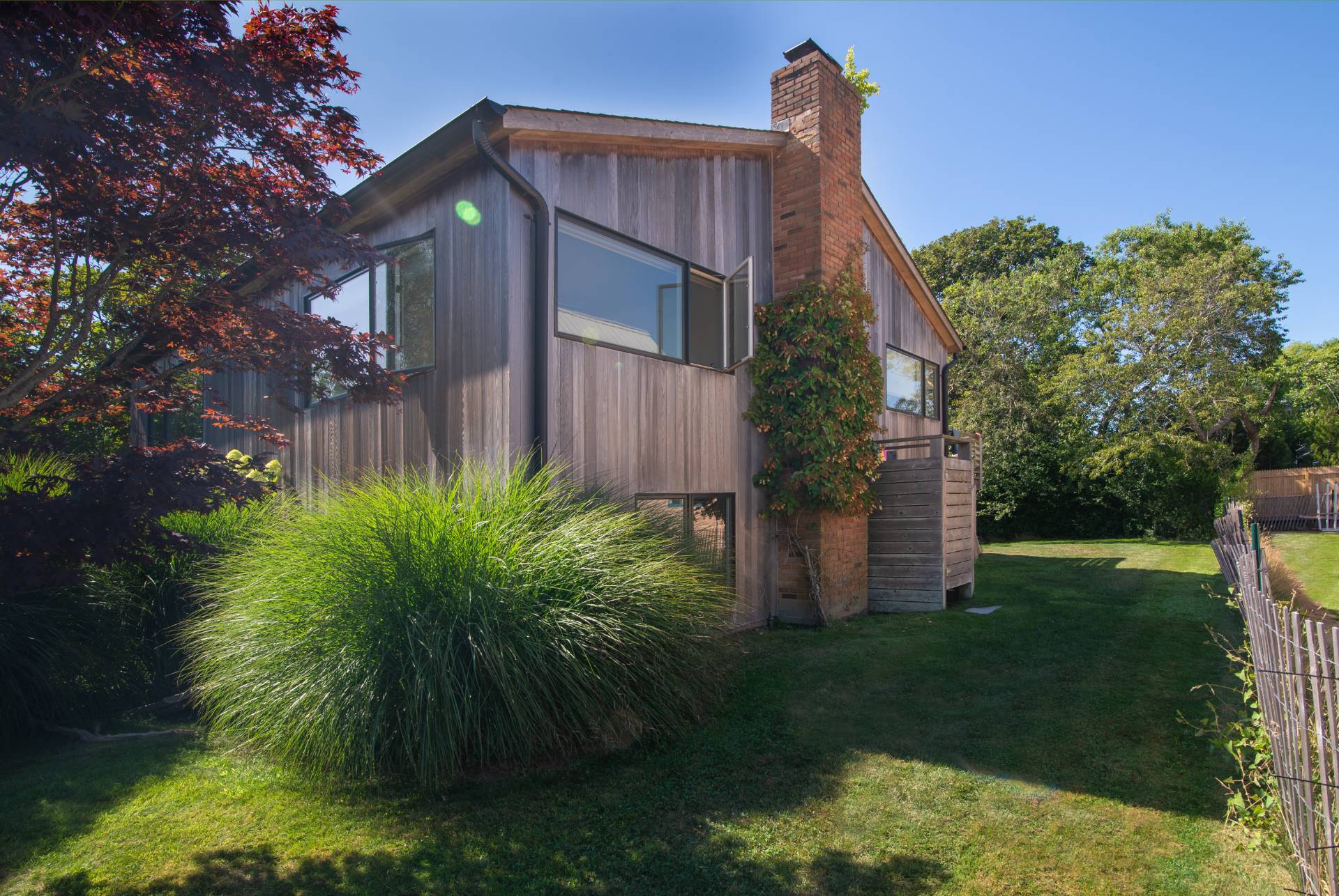 30 Hoppin Avenue