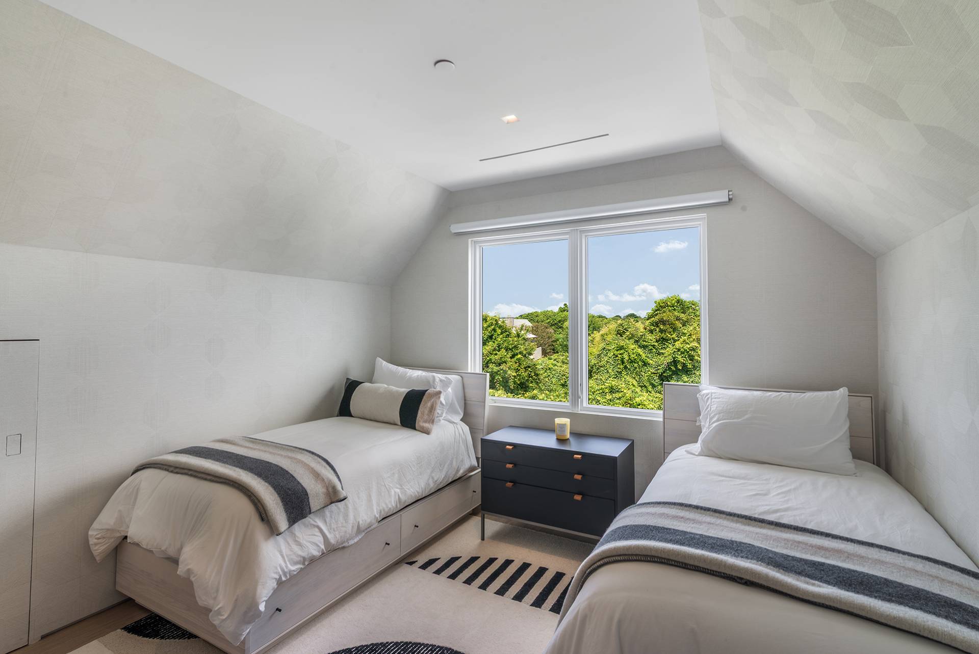 23 Deforest Road