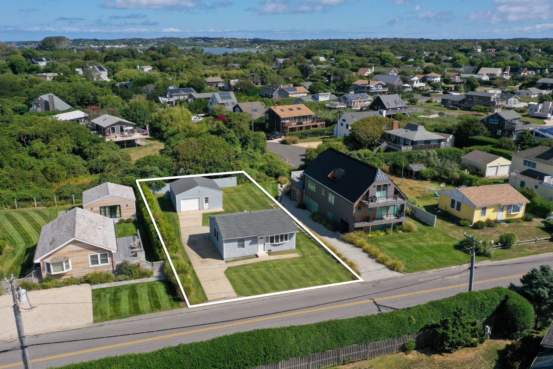 19 DeForest Road