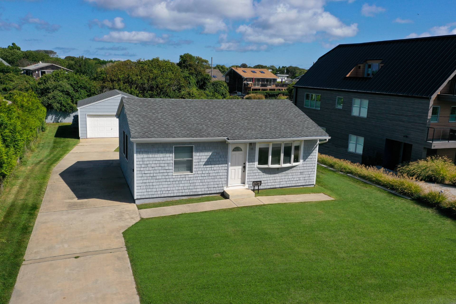 19 DeForest Road