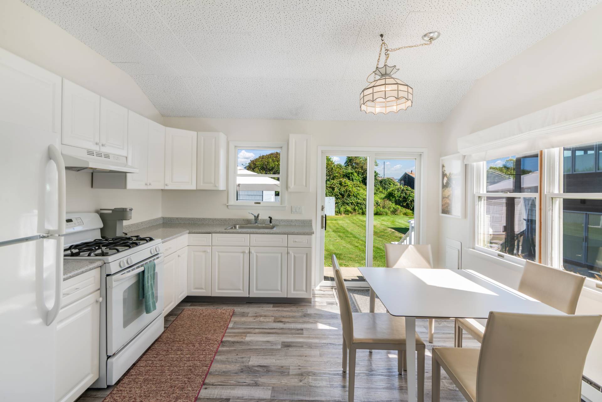 19 DeForest Road