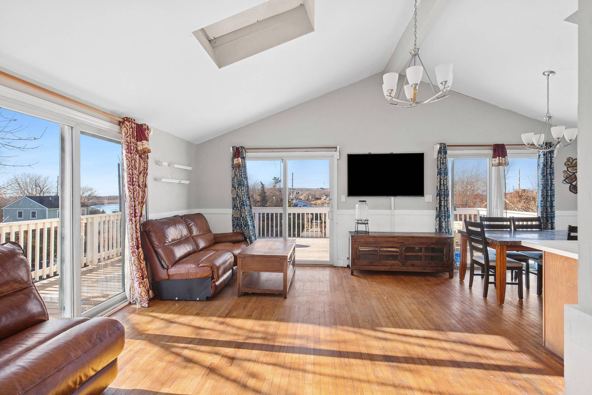 19 South Edison Extension