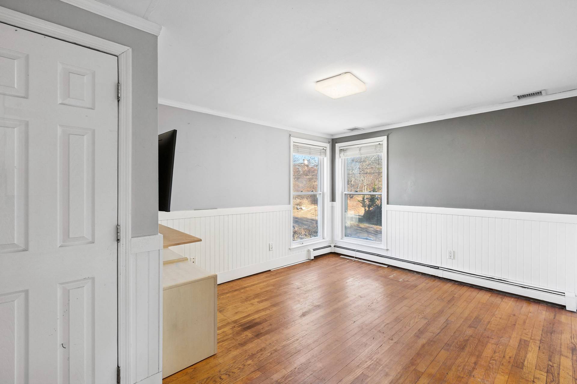 19 South Edison Extension