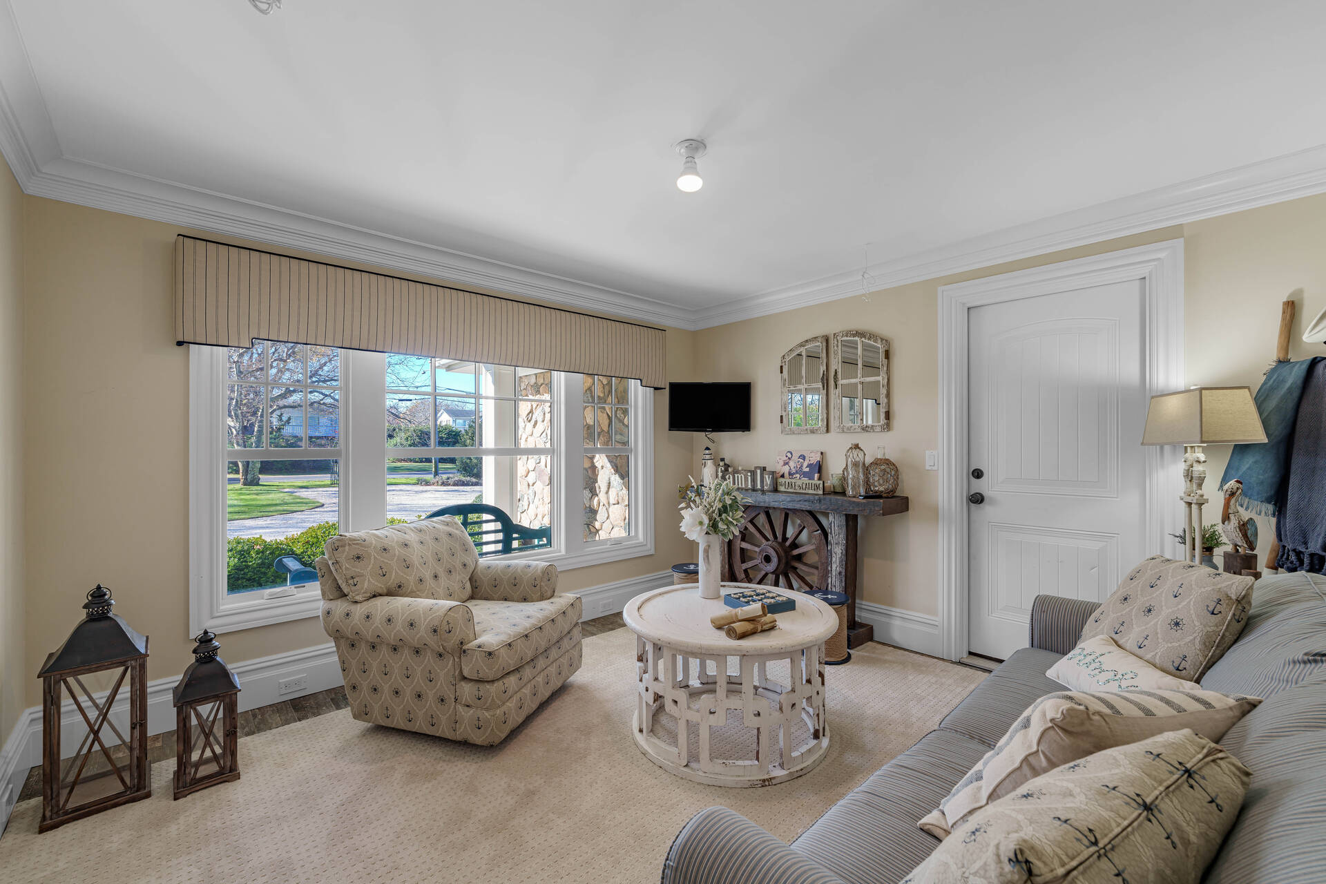 278 West Lake Drive