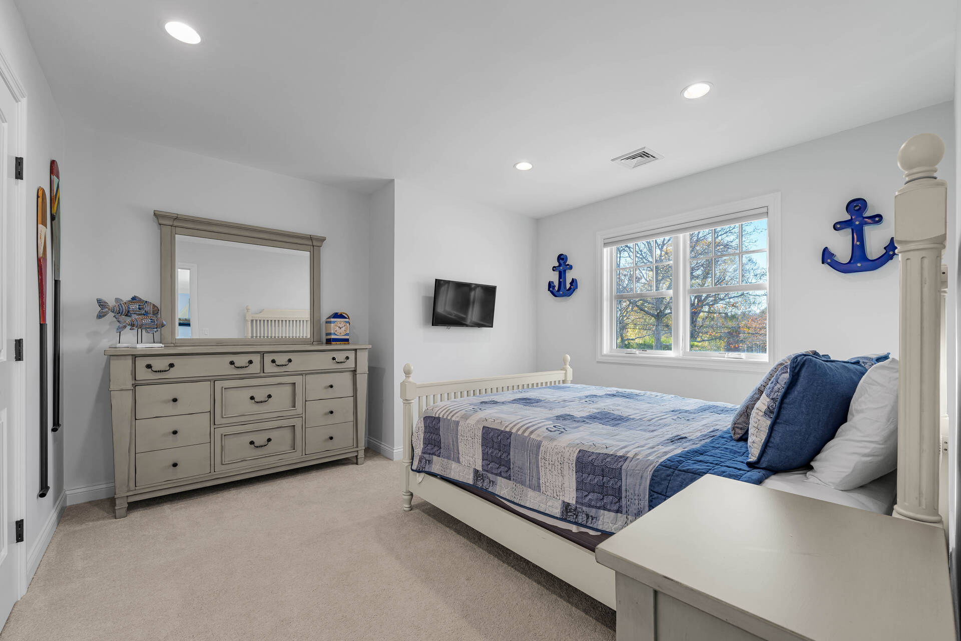 278 West Lake Drive