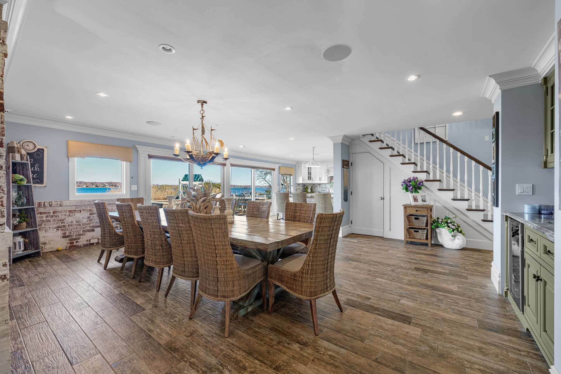278 West Lake Drive