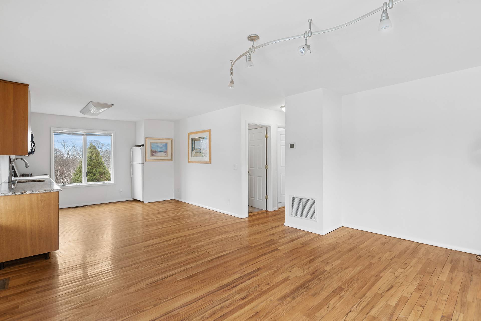 12 Furness Road