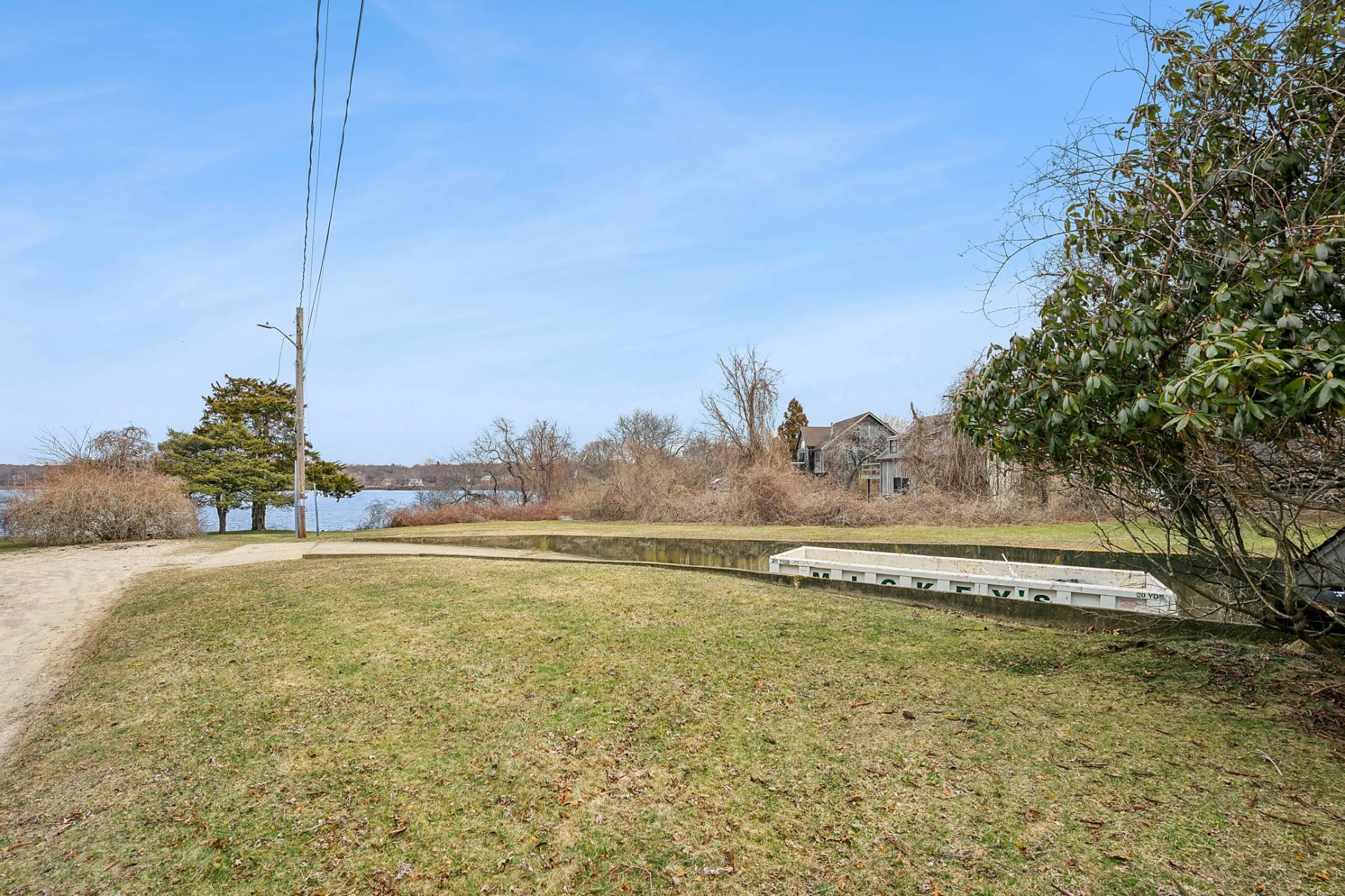 10 South Elliot Place