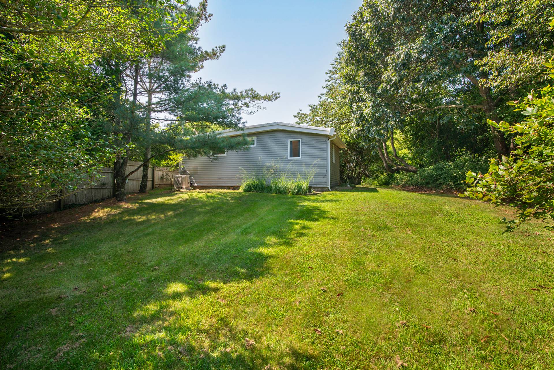 32 Ditch Plains Road