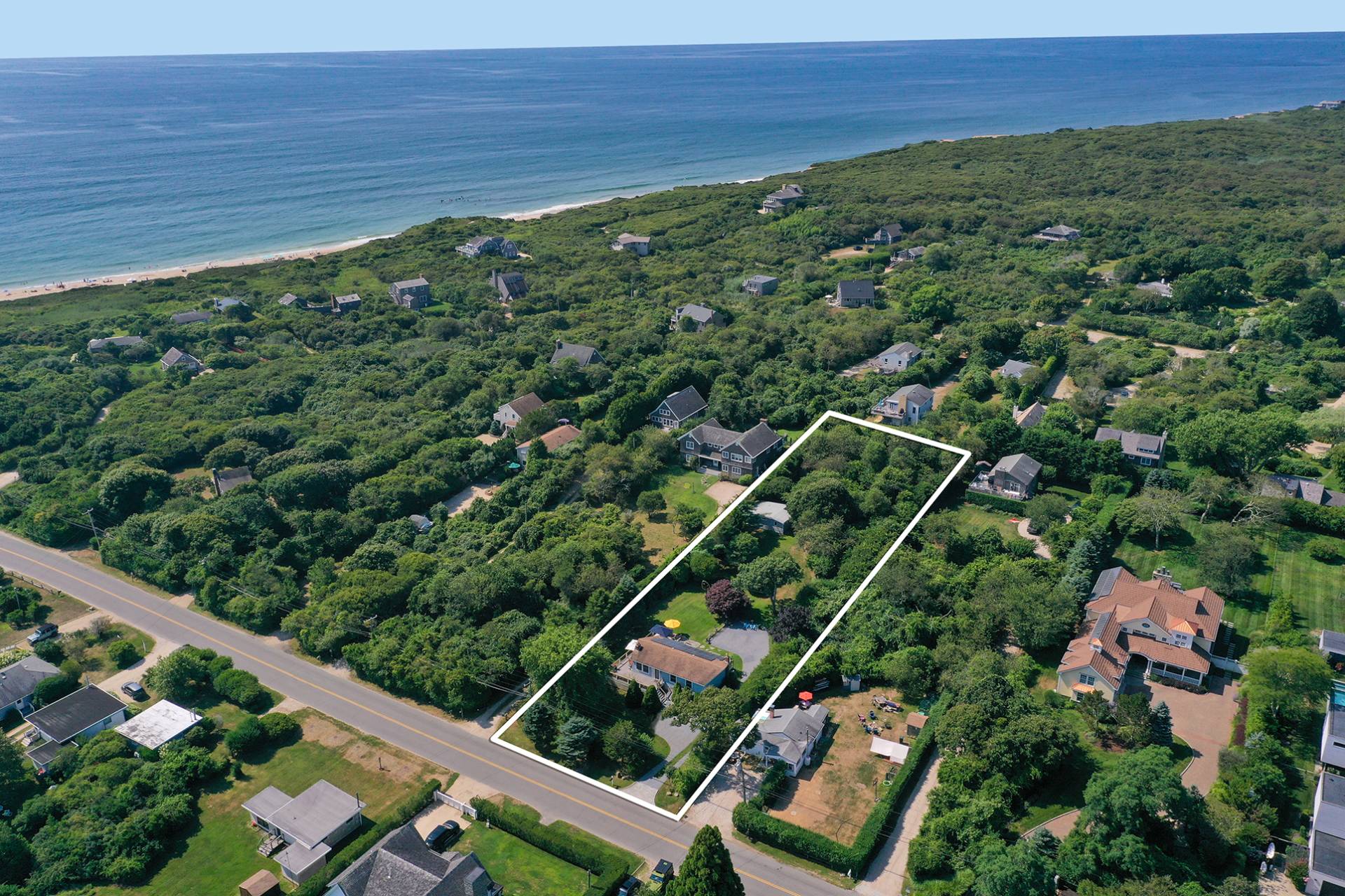 32 Ditch Plains Road